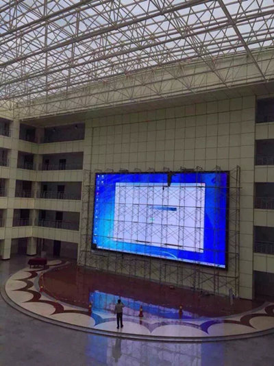 大庆实验中学144平方米室内P5全彩led显示屏