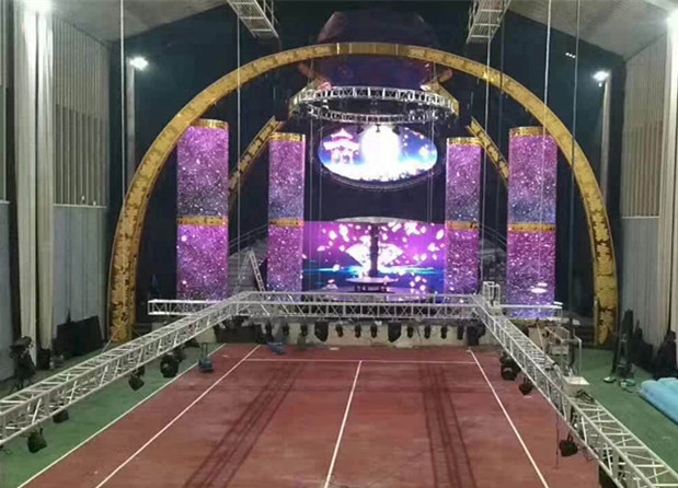 北京德云红事会·室内全彩LED显示屏