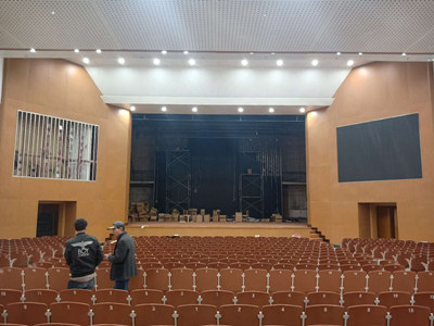 哈尔滨某985大学·120米室内全彩LED显示屏（主屏、耳屏、会标屏）